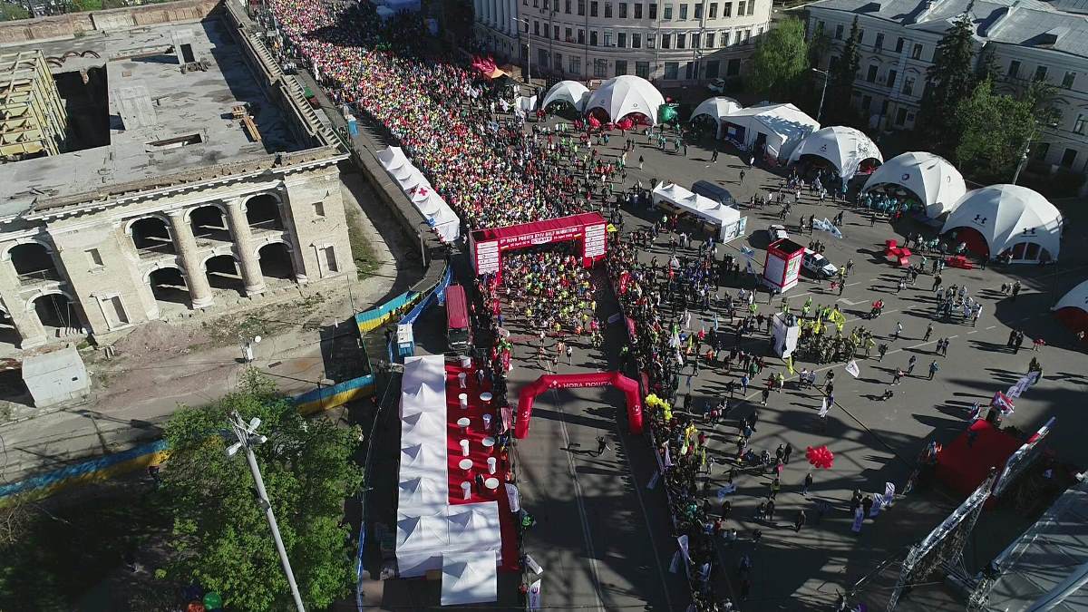 В Киеве состоялся международный полумарафон 8th Nova Poshta Kyiv Half  Marathon (фото, видео) - КиївВлада