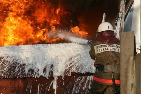 Спасатели Киева на минувшей неделе ликвидировали 70 пожаров и 7 аварий