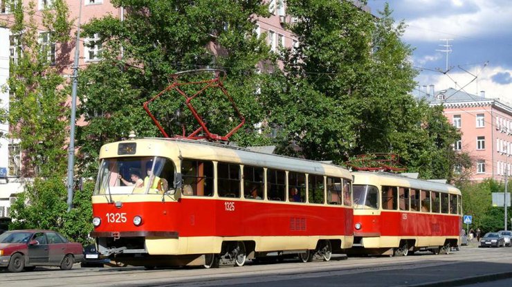 На три ночи закроют движение двух трамвайных маршрутов в Киеве