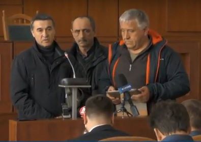 Родные погибших в АТО жителей Вышгорода получили земельные участки, которыми невозможно пользоваться (видео)