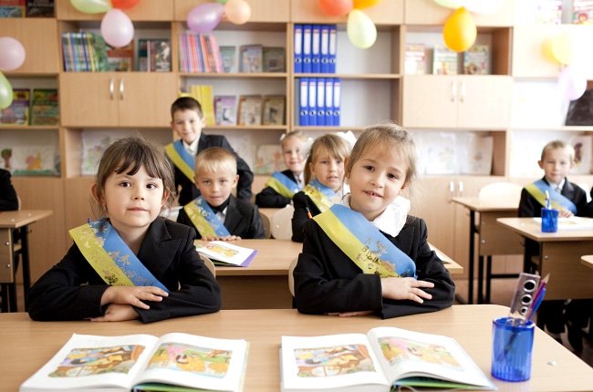 Власти Киева планируют выделить на подготовку к новому учебному году 1,8 млрд гривен