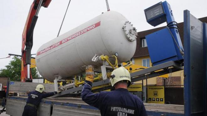 При демонтаже автозаправок подчиненные Кличко отобрали у предпринимателей 100 тысяч литров сжиженного газа