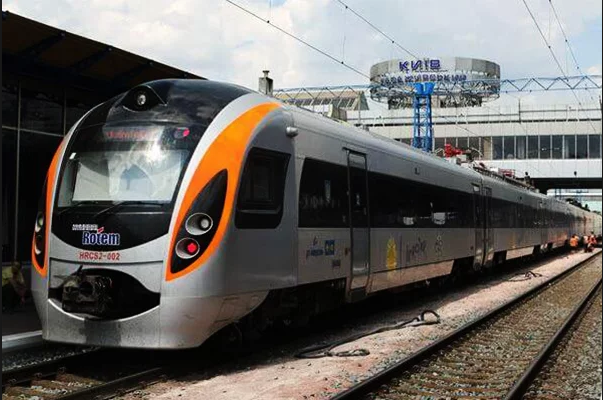 Поезда Интерсити из Киева в Тернополь и Кривой Рог будут ходить реже