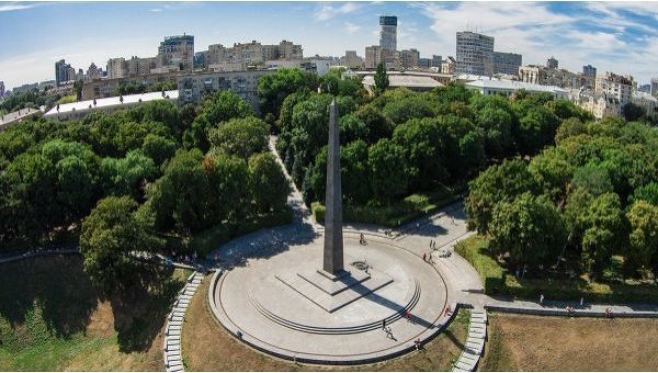 Киевский парк Вечной Славы уменьшился на гектар