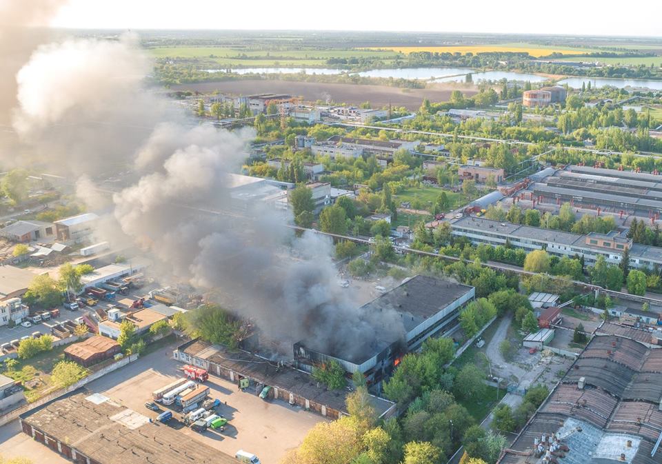 Полиция открыла уголовное производство по факту пожара на складе в Белой Церкви