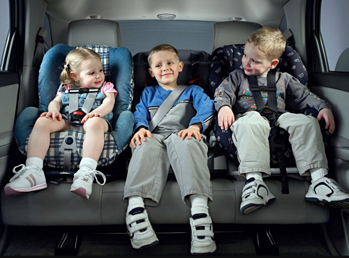 Киевсовет решил закупить 7 автомобилей для детских домов семейного типа