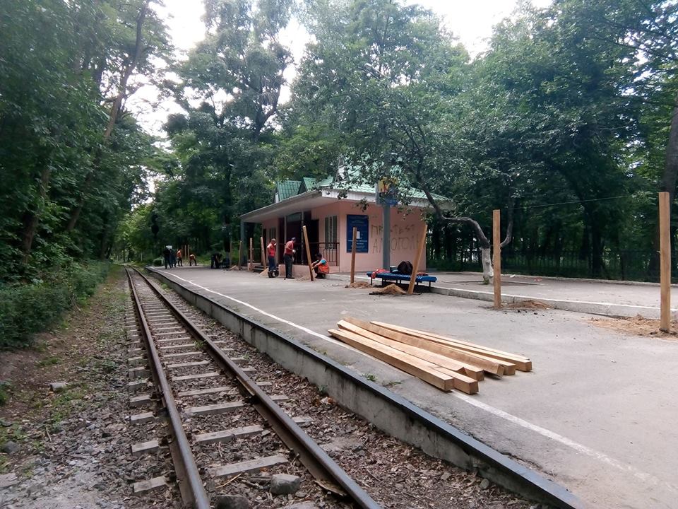 Станция Киевской детской железной дороги “Яблонька” закрывается на реконструкцию