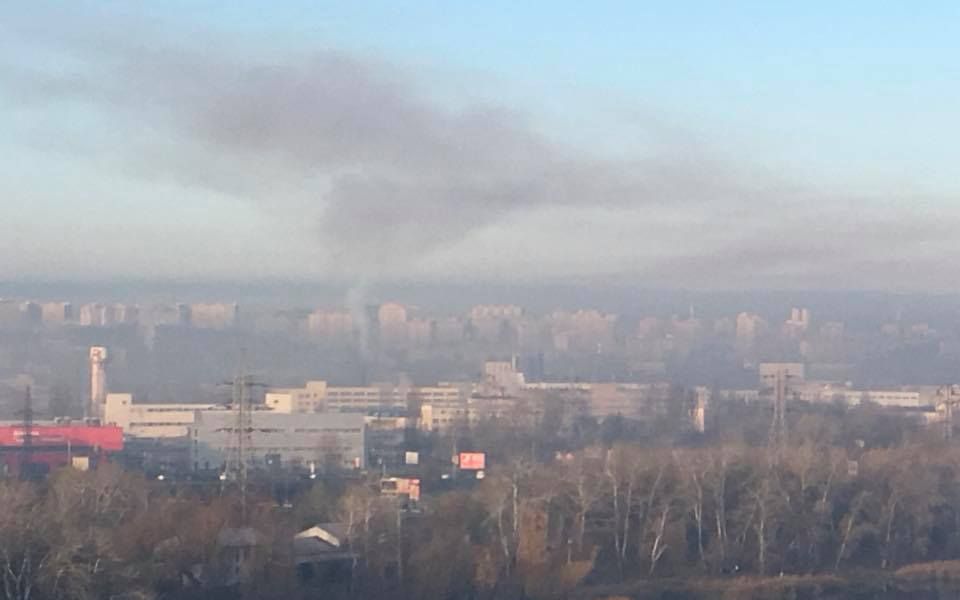 Жители Оболони все больше жалуются на загрязнение воздуха асфальтовым заводом КП “Автодорсервис”