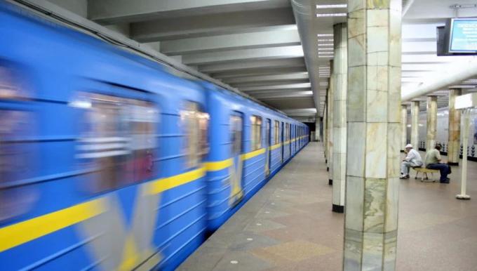 Завтра и послезавтра в центре Киева могут ограничивать вход в метро