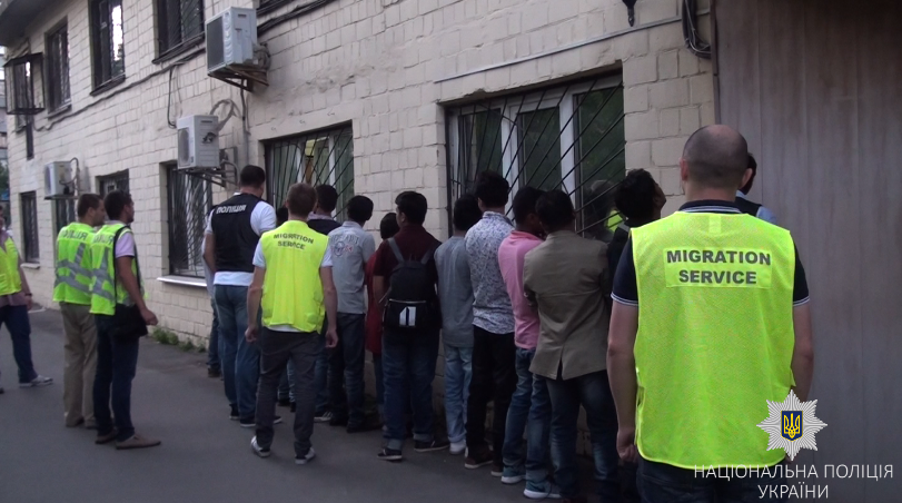 Полиция Киева задержала организаторов нелегальной переправки иностранцев в страны Шенгенской зоны