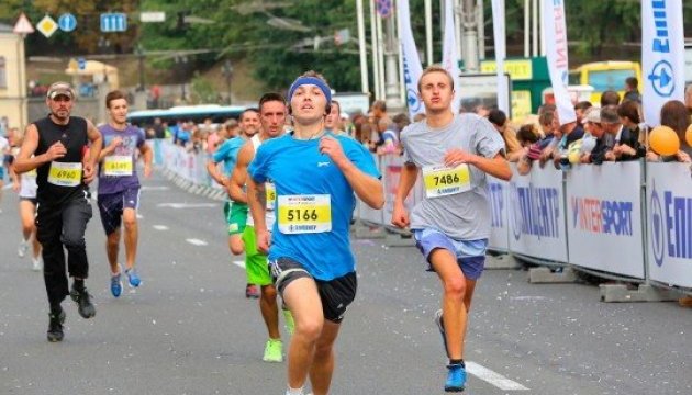 Завтра в Киеве запретят движение транспорта по маршруту Intersport Ukraine Run