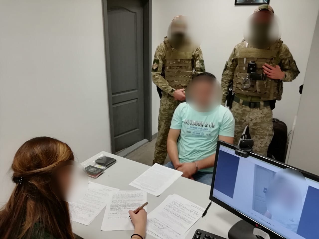 В аэропорту “Борисполь” задержали подозреваемого в участии в ИГИЛ