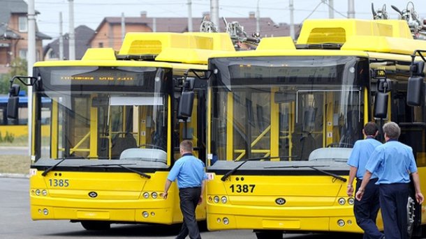 Троллейбусы изменят свое движение из-за молодежного фестиваля в Киеве