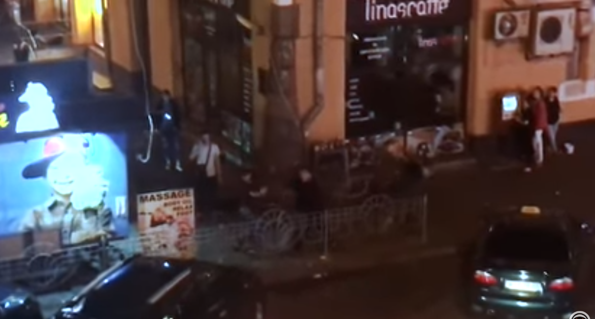 В центре Киеве произошла массовая драка со стрельбой (видео)
