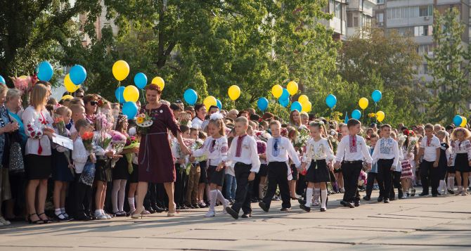 В большинстве районов Киева не хватает школ (списки)