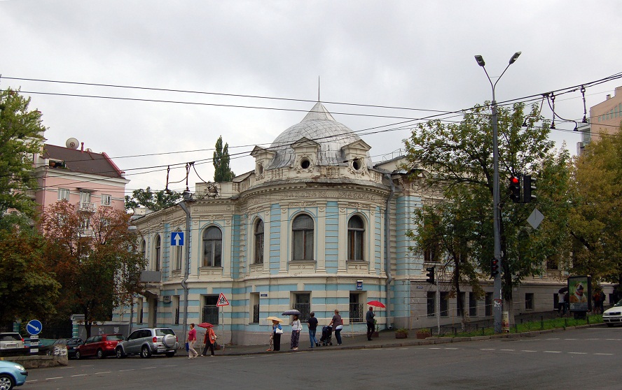 В Киеве могут переименовать улицу Льва Толстого