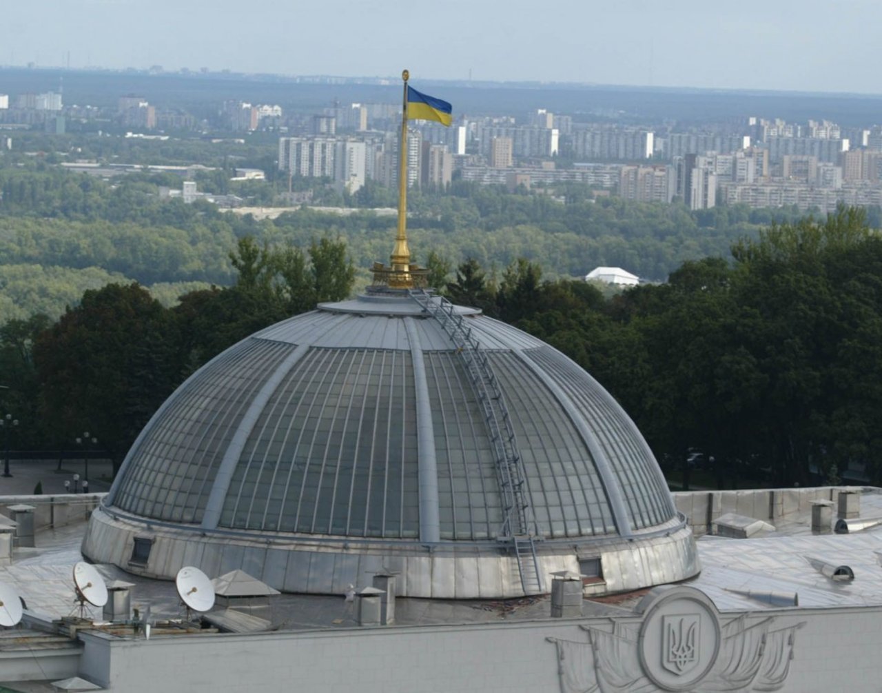 На ремонте купола Верховной Рады в Киеве удалось сэкономить почти 800 тысяч гривен
