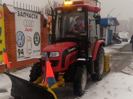 На улицах столицы работает 352 единицы снегоуборочной техники - КГГА