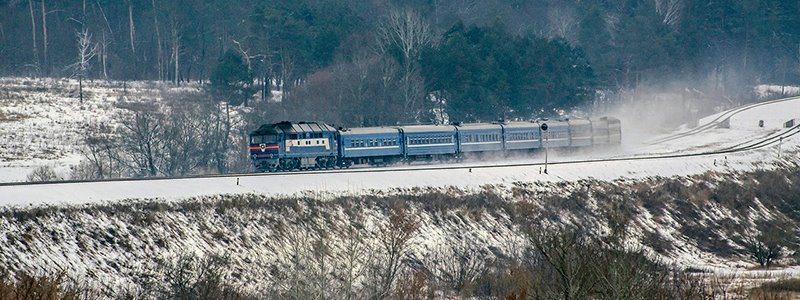 “Укрзализныця” начала назначать дополнительные поезда на новогодние праздники