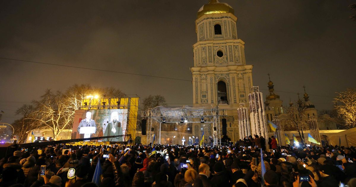 В Объединительном соборе приняли участие около 35 тысяч человек – полиция Киева (фото, видео)