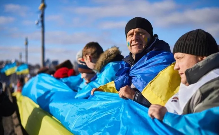В День Соборности по традиции берега Днепра в Киеве объединит “живая цепь” (программа всех мероприятий)