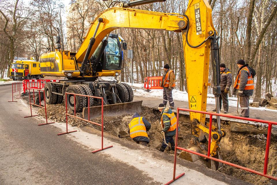 Из-за аварии в Соломенском районе Киева 36 зданий останутся без тепла до утра