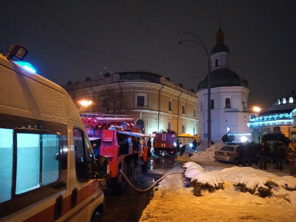 По факту пожара на территории Киево-Печерской лавры открыто уголовное производство