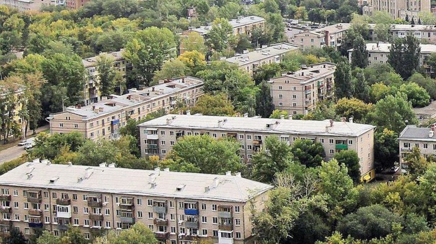 Больше половины домов в Днепровском районе Киева имеют возраст более 50 лет