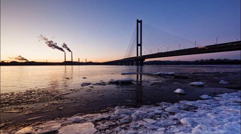 Движение по одному из киевских мостов будут ограничивать две ночи