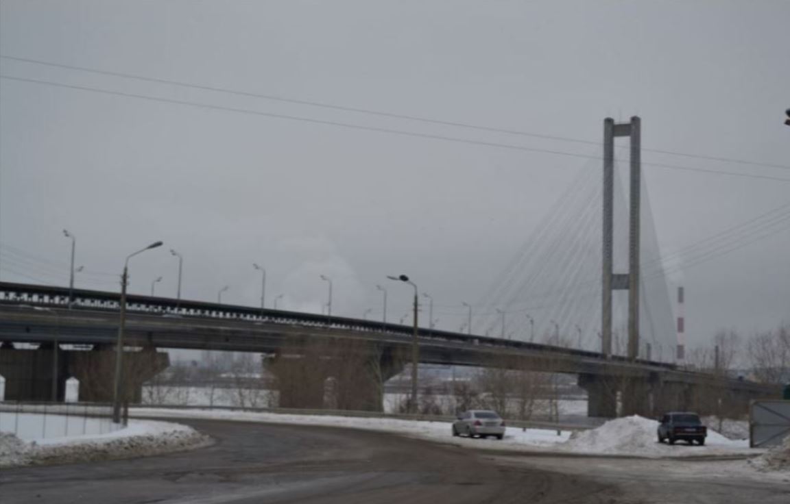 В ночь на 18 февраля будет частично ограничено движение по Южному мосту в Киеве