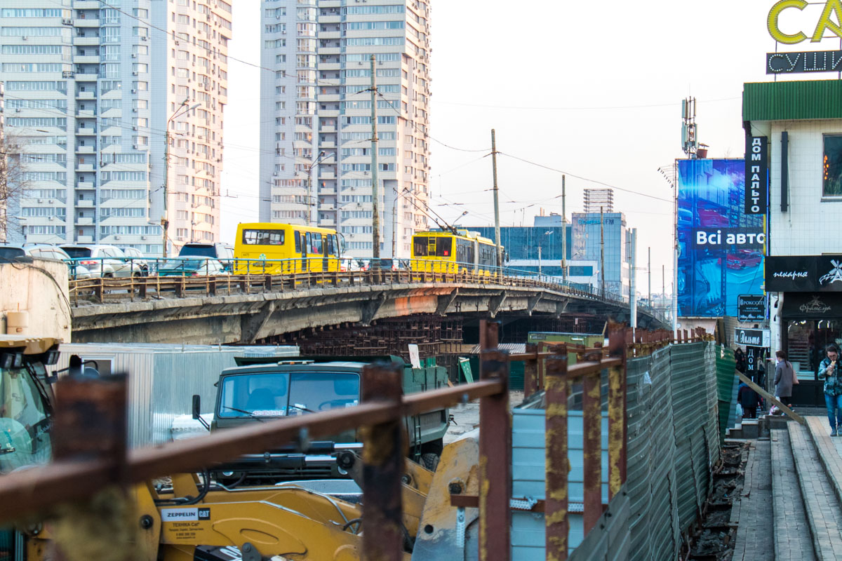 На время ремонта Шулявского путепровода в Киеве будет изменено движение некоторых маршруток (схема)