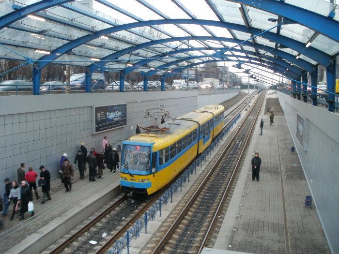 КП “Киевпастранс” за 17 млн гривен заказал капремонт станции скоростного трамвая “Гната Юры”