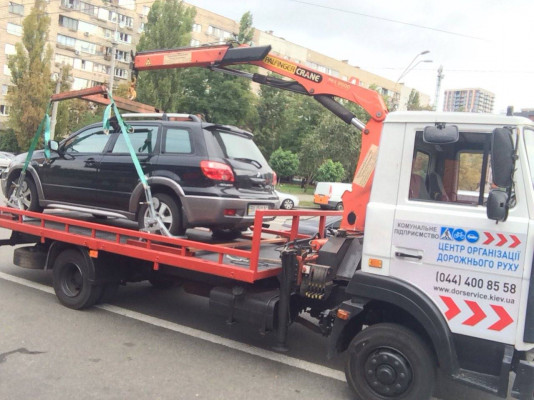 В Киеве за неделю на штрафплощадку было эвакуировано 37 автомобилей