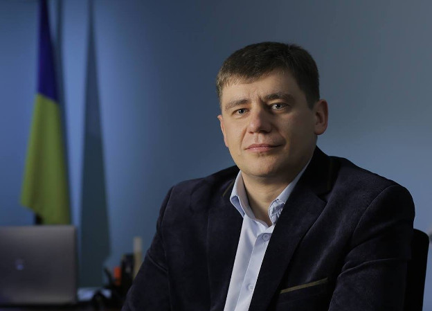 Председатель Полесского райсовета Слепченко задекларировал повышение зарплаты и ВАЗ