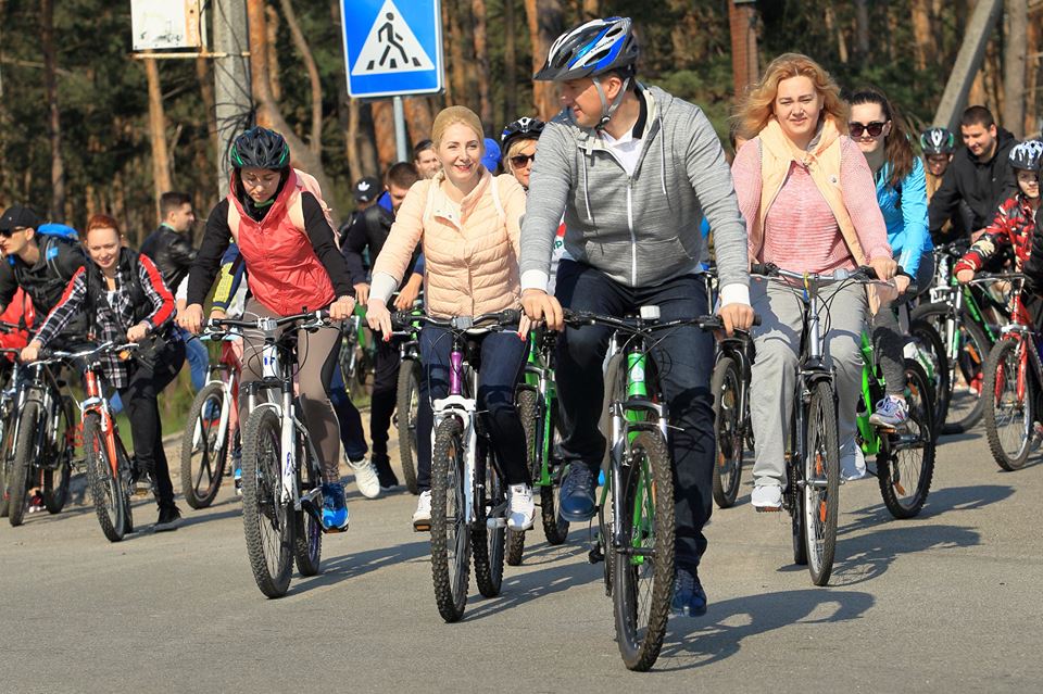 Жители Ирпеня во главе с Карплюком организовали велопробег до Киева
