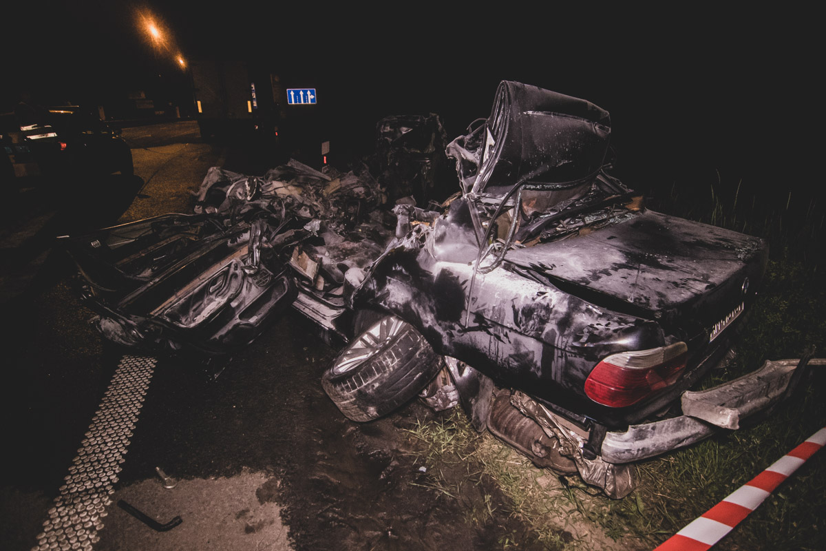 На трассе Киев-Житомир погиб водитель влетевшего под фуру автомобиля (фото, видео)