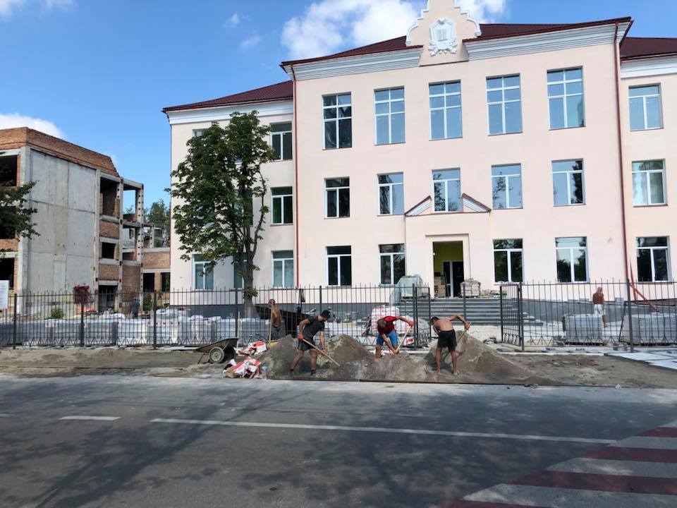 Завершения реконструкции школы №23 жители Быковни будут ждать по меньшей мере до конца 2021 года