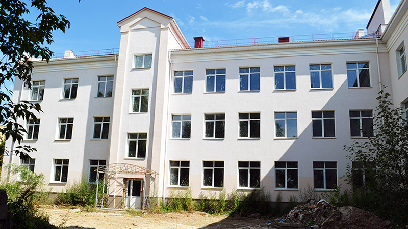Школа №1 в Вишневом: в КОГА деньги отдают без торгов, а смету заказывают после начала строительства