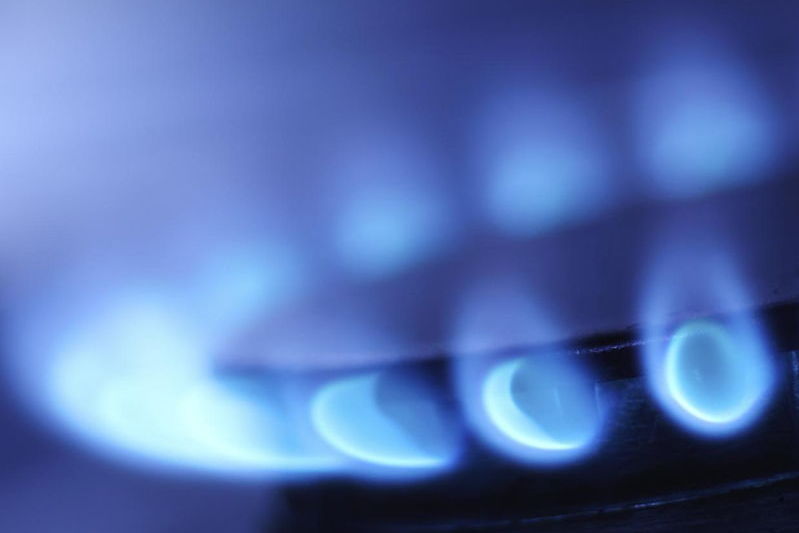 Цена на газ в августе снизится минимум на 5,5% и должна стать основной в следующем отопительном сезоне