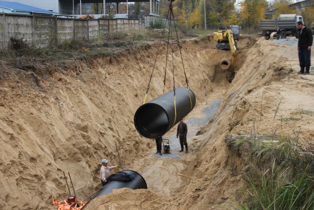 На Оболонском проспекте в Киеве собираются реконструировать канализационный коллектор