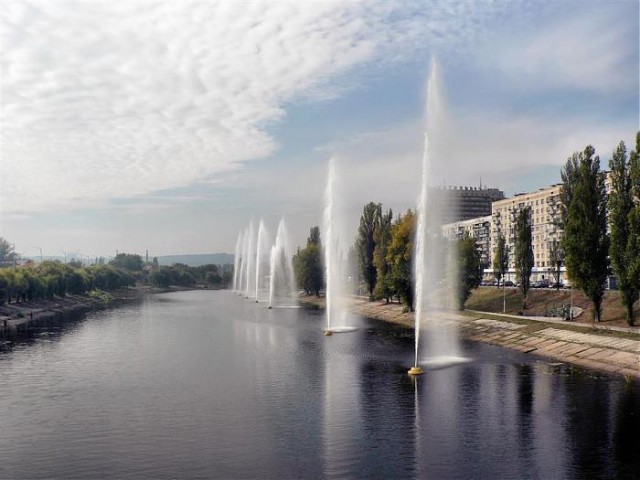Систему орошения откосов Русановского канала отремонтируют за 1 млн гривен