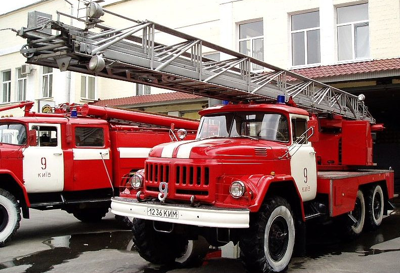 В первую неделю сентября столичные спасатели ликвидировали 152 пожара и спасли человека