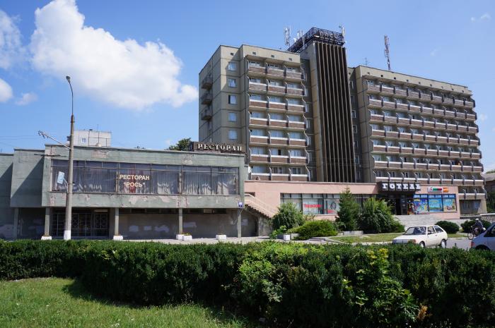 Депутаты Белоцерковского горсовета отказались от продажи отеля “Рось”, имущество которого под арестом (видео)
