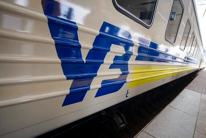 Ко Дню защитника Украины и празднику Покрова “Укрзализныця” назначила четыре дополнительных поезда