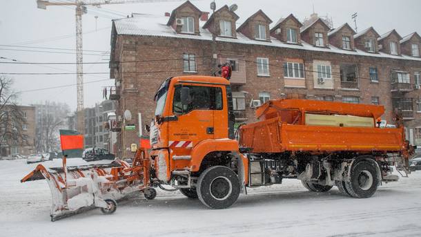 В КГГА определили улицы для первоочередной уборки от снега (список)