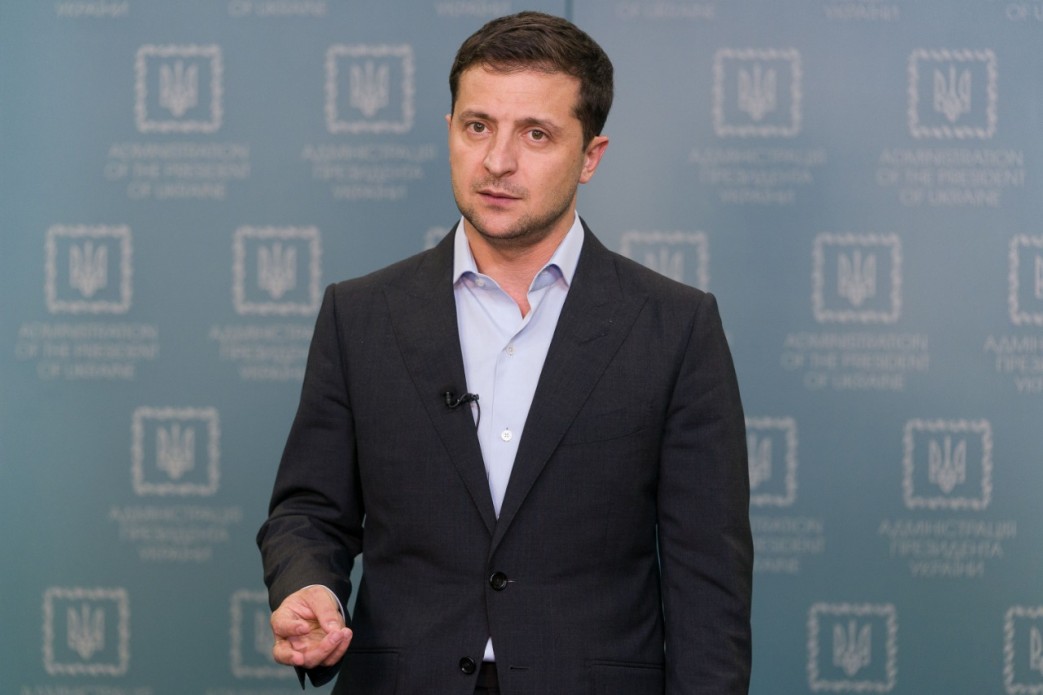 Зеленский о “формуле Штайнмайера”: обязательный контроль Украины над своей госграницей и обмен пленными до выборов в ОРДЛО (видео)