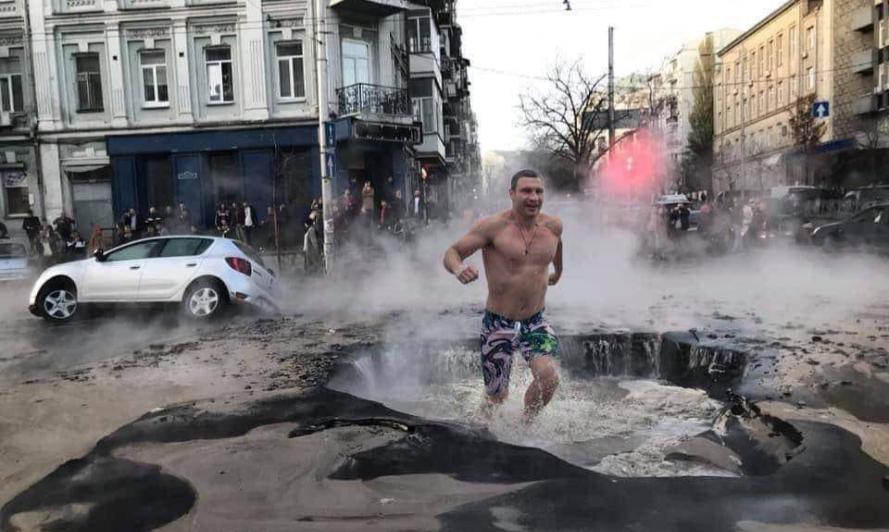 Экс-мэр Киева считает, что Петр Пантелеев “рассказывает сказки” по поводу аварии теплосетей на улицах Эспланадной и Шота Руставели