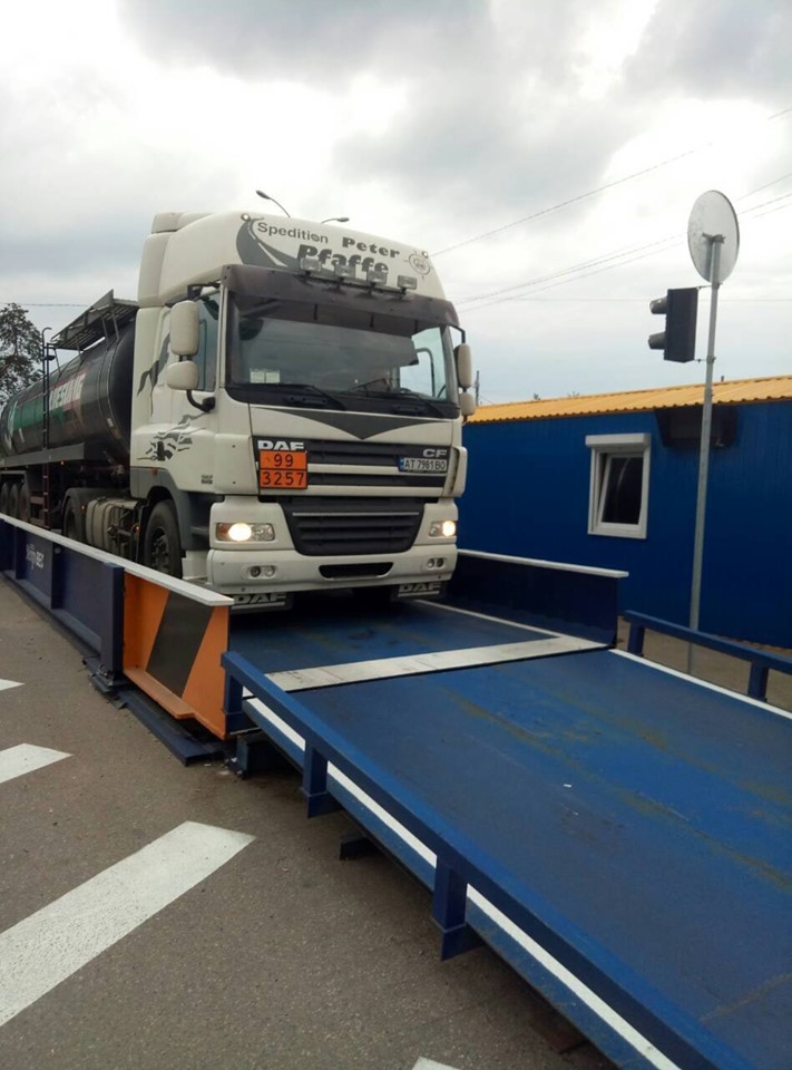 За неделю на подъездах к Киеву были взвешены всего 53 грузовика