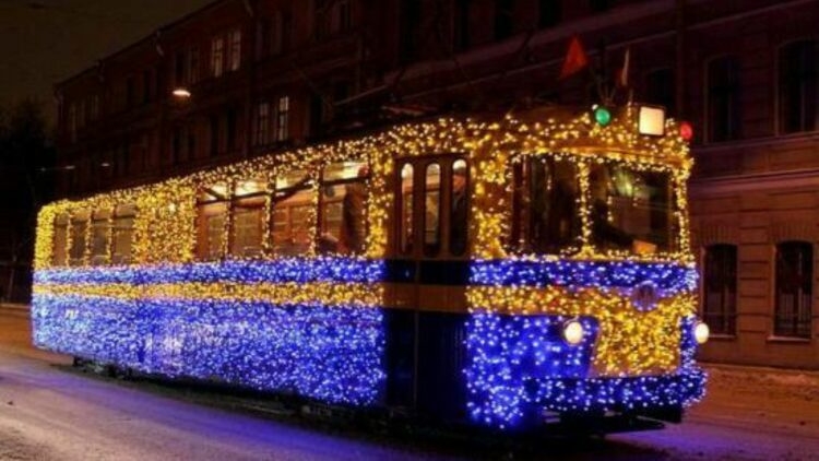 Как в новогоднюю ночь в Киеве будет работать метро и наземный пассажирский транспорт
