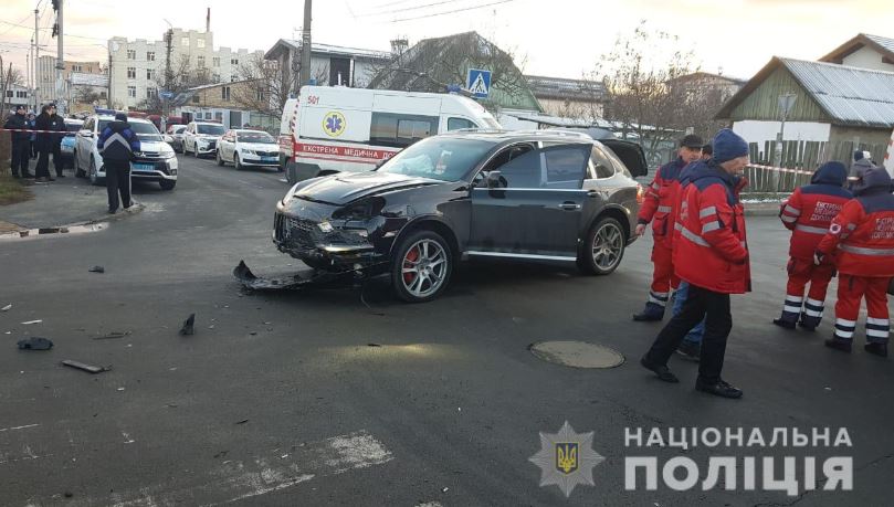 В результате аварии в Буче погибли двое пассажиров маршрутки, трое госпитализированы (фото)